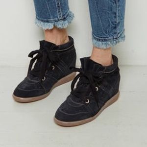 ISABEL MARANT BOBBY SNEAKER👟💋